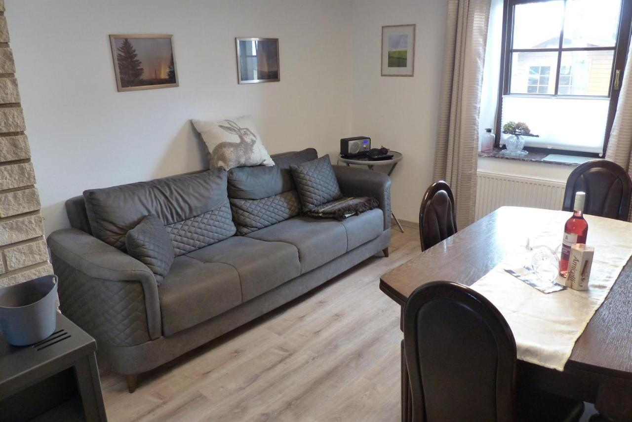 Ferienwohnung Huegelhaus Plütscheid Esterno foto