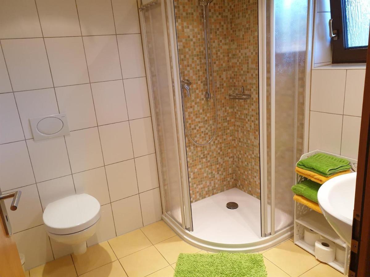 Ferienwohnung Huegelhaus Plütscheid Esterno foto