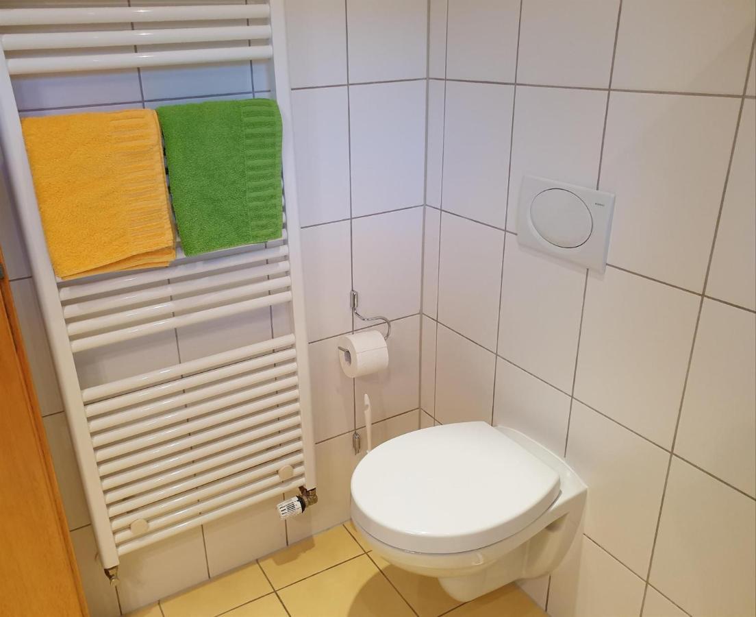 Ferienwohnung Huegelhaus Plütscheid Esterno foto