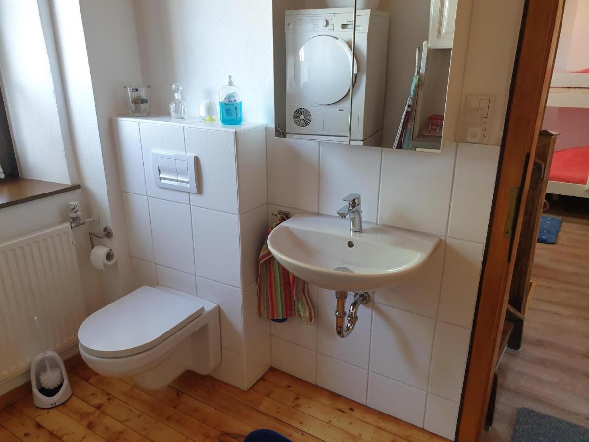 Ferienwohnung Huegelhaus Plütscheid Esterno foto
