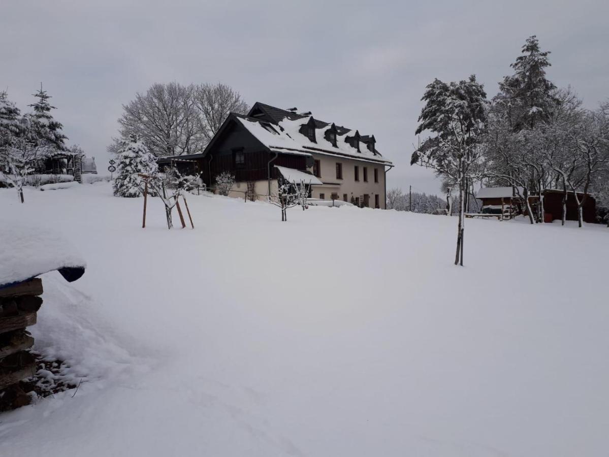 Ferienwohnung Huegelhaus Plütscheid Esterno foto