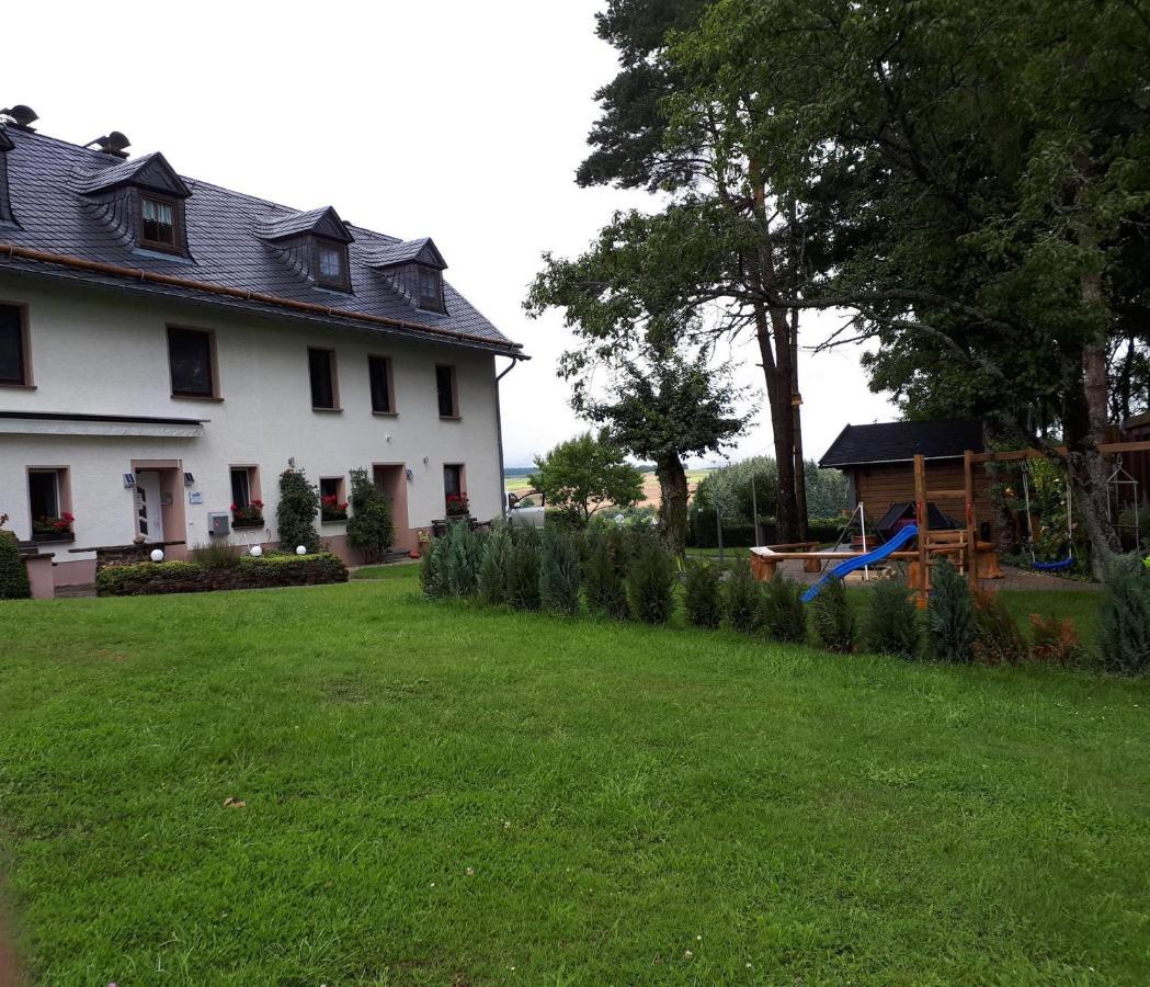 Ferienwohnung Huegelhaus Plütscheid Esterno foto